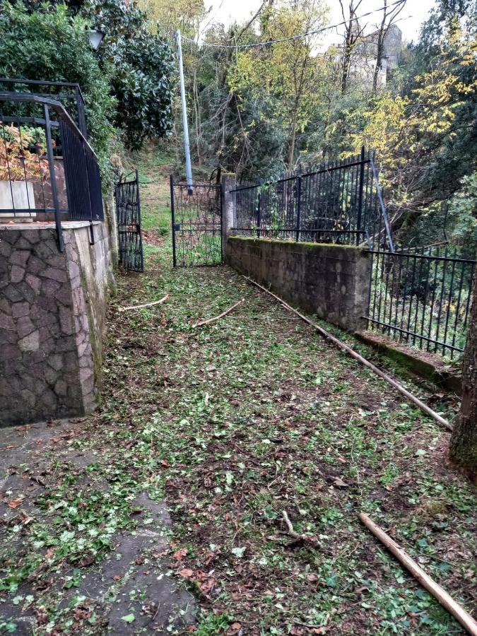 Casa Vacanza Villa Patrizia Follo Alto Екстер'єр фото