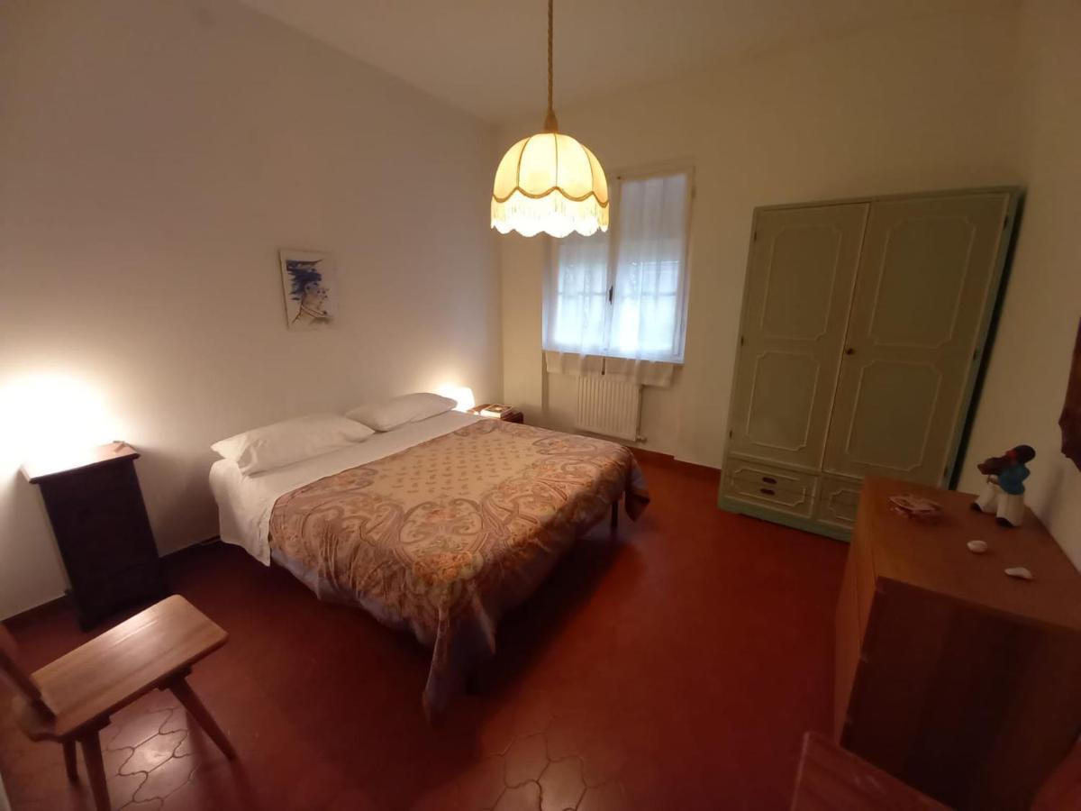 Casa Vacanza Villa Patrizia Follo Alto Екстер'єр фото