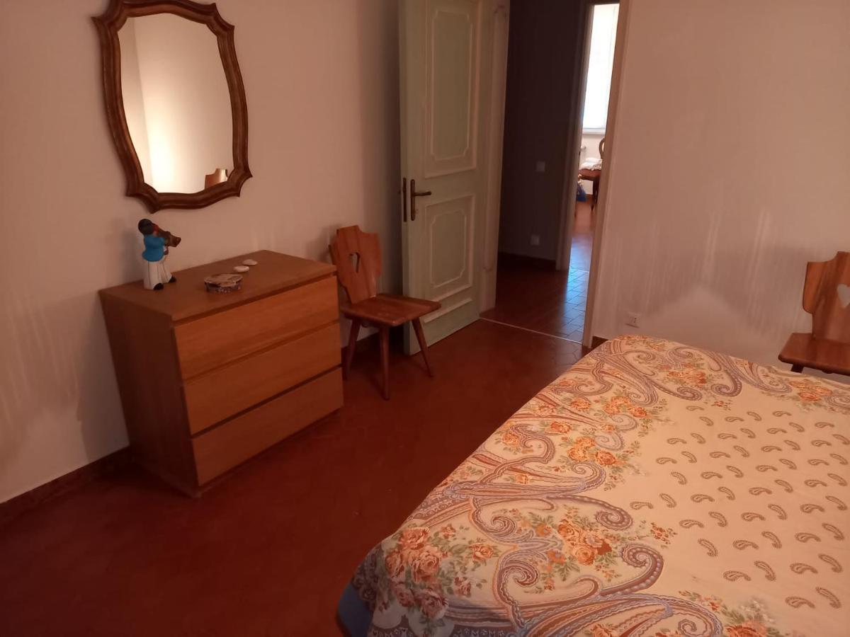 Casa Vacanza Villa Patrizia Follo Alto Екстер'єр фото