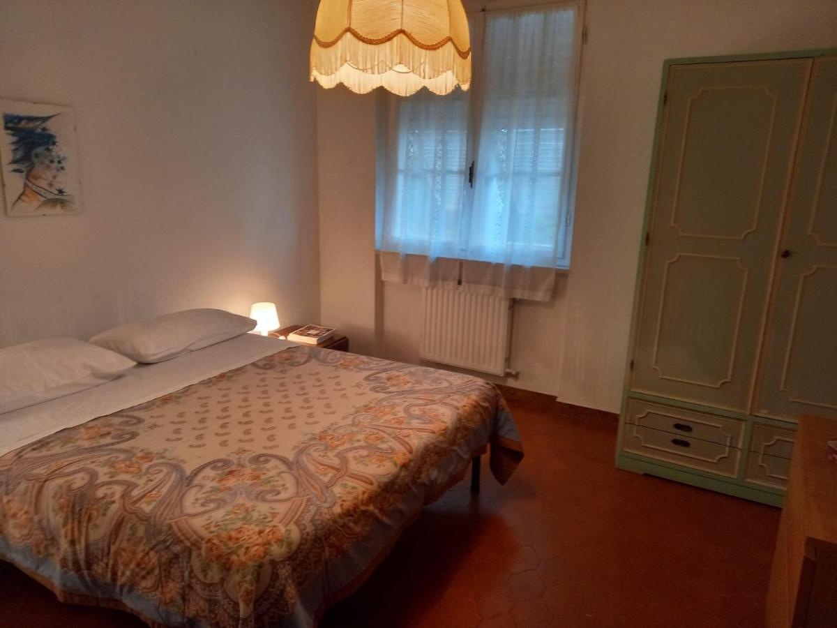 Casa Vacanza Villa Patrizia Follo Alto Екстер'єр фото
